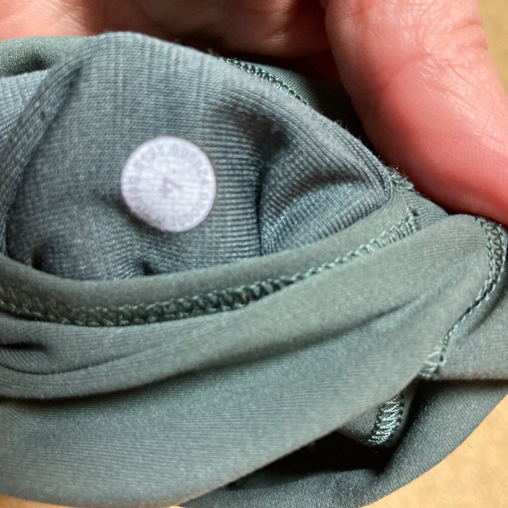 Lululemon Wunder Under High-Waisted Dark Green Leggings 4 Activewear Yoga Pants - Picture 3 of 6